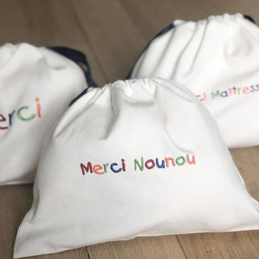 J'ajoute le pochon personnalisé "Merci Maîtresse"